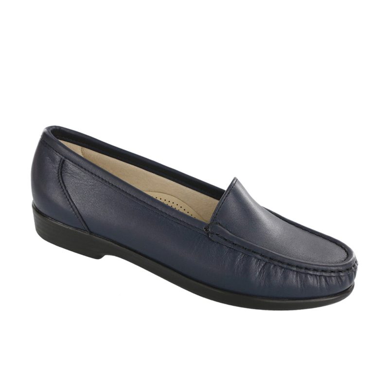 Women sSimplify Navy.sas women simplify navy 1